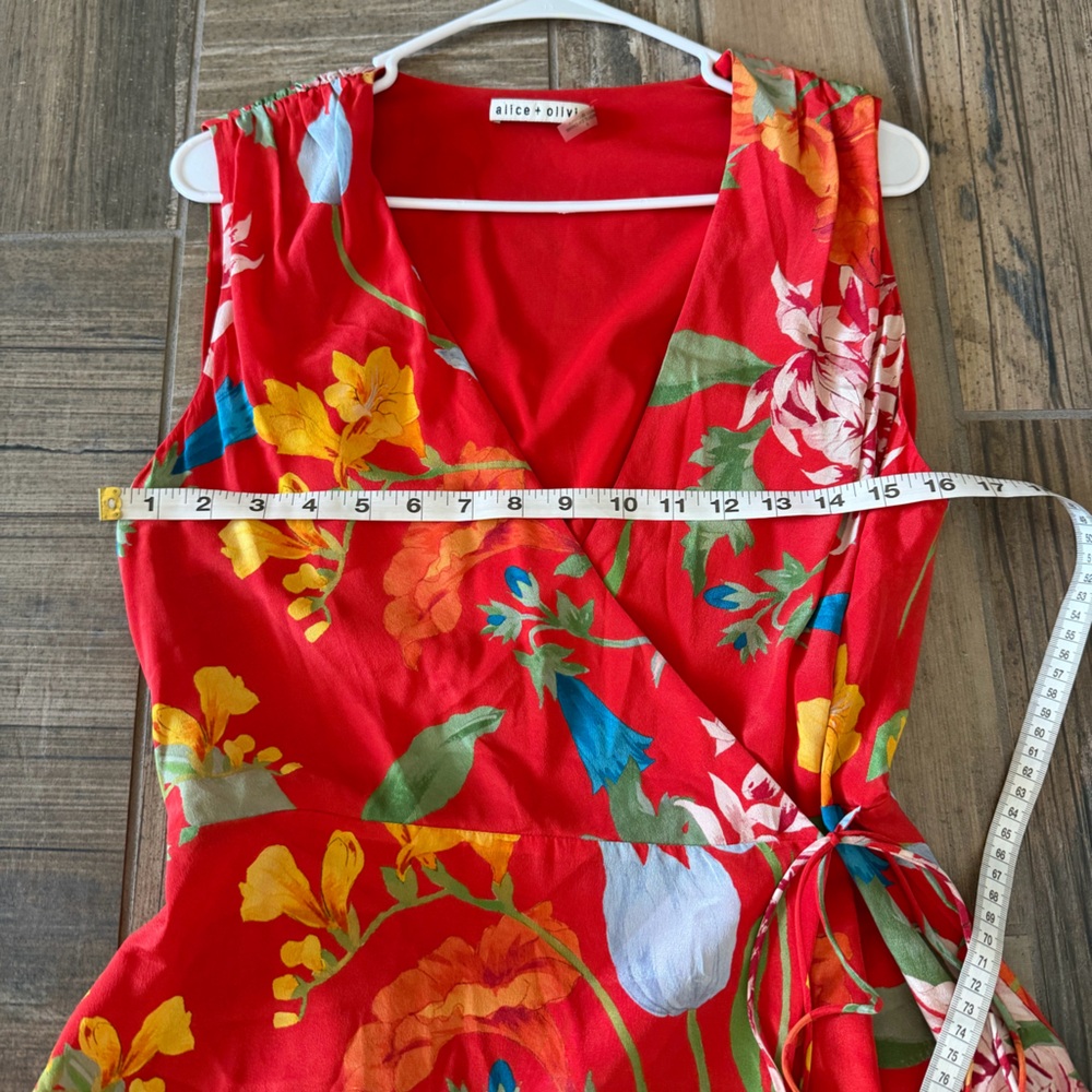 Alice + Olivia Tasia Sleeveless Silk Wrap Dress size 6 - Picture 11 of 12